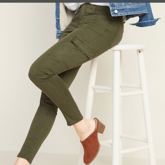 Old Navy Pants - Old navy pants size 16